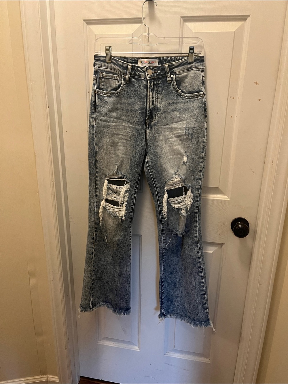 LIKE NEW Freckled Poppy x Risen Flared Acid Wash Distressed Jeans - Sz 7/28